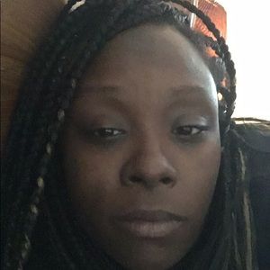 Meet your Posher, Regina